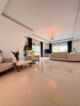 Apartment 5-room 4+1 in the mountains in Alanya (Kargicak) Turkey area 200m² 2 floor in RC Granada Residence Alanya