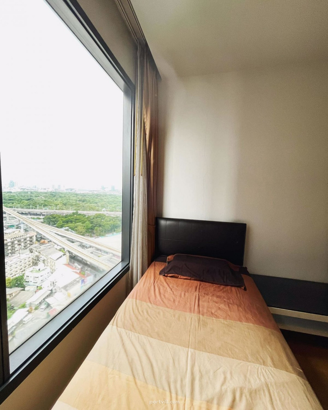 آپارتمان  2 خوابه  در چاتوچاک (Chatuchak)  تایلند  37.4 متر  طبقه 6  چاتوچاک (Chatuchak) - عکس 1