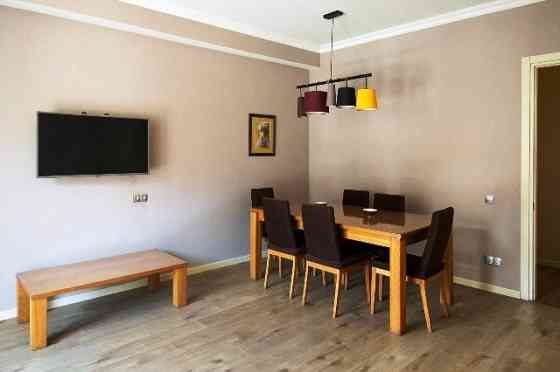 Apartment 4-room for rent 3+1 in Tbilisi (Vera) 161m² 10 floor Tbilisi