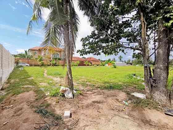 Land in Bang Lamung Thailand plot within city limits 1600m² Bang Lamung
