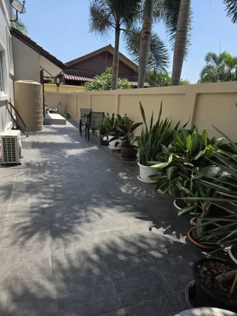 Vila à venda em Hin Lek Fai Tailândia área 240m² 2 andares Hin Lek Fai