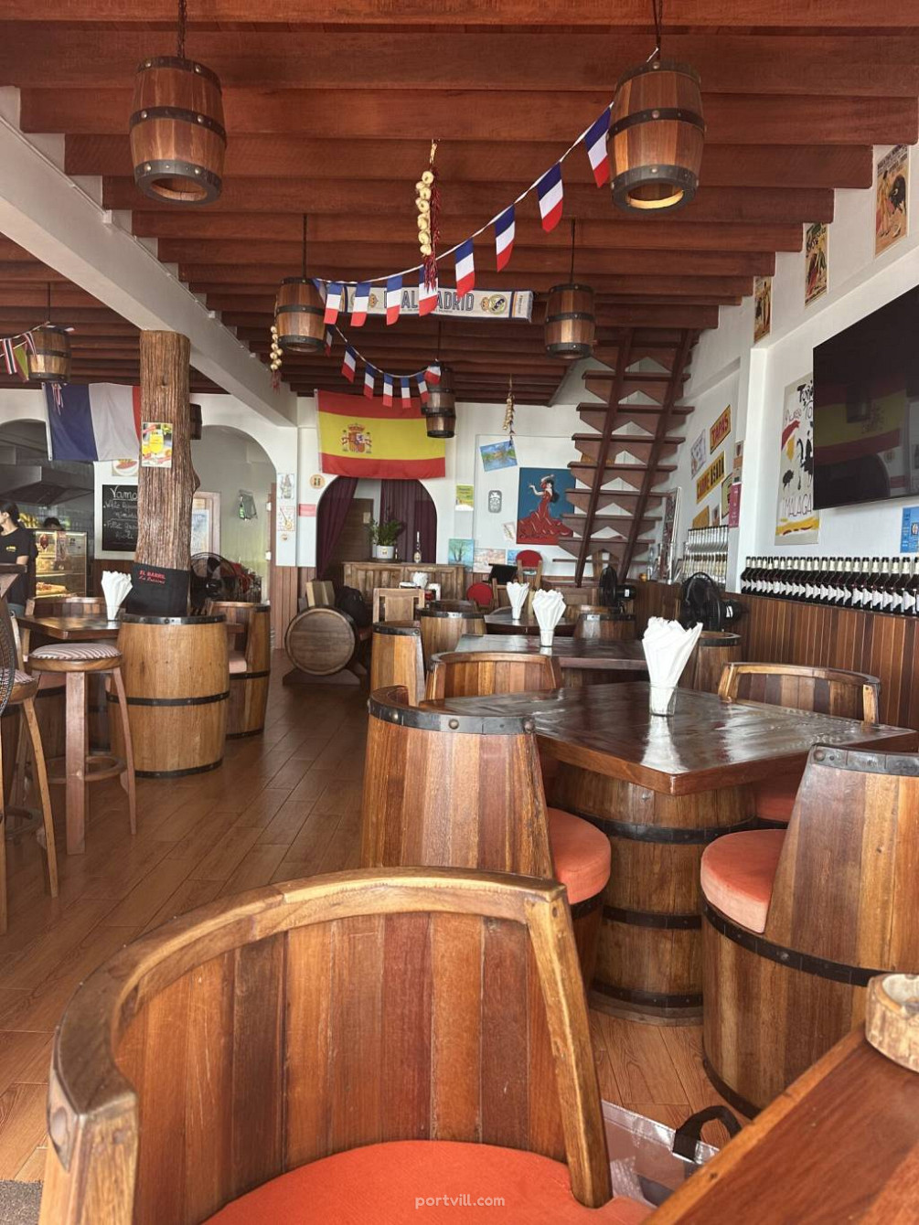 Cafe | restaurant in Downtown Surat Thani Thailand 350m²  Downtown Surat Thani - photo 5