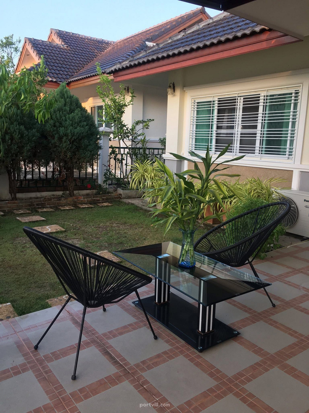 خانه برای فروش در سن کامفائنگ (San Kamphaeng) تایلند مساحت 230م² 1 طبقه. سن کامفائنگ (San Kamphaeng) - عکس 8