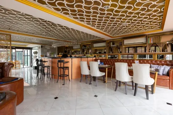 شقة  2 غرف  على البحر  في شاطئ سورين (Surin Beach)  تايلاند  35.4 متر مربع  الطابق 6  شاطئ سورين (Surin Beach)