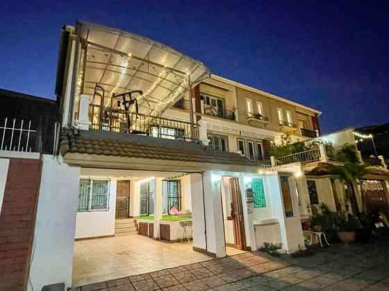 Rumah dijual di Bukit Pratumnak Thailand luas 280m² 3 lantai Bukit Pratumnak