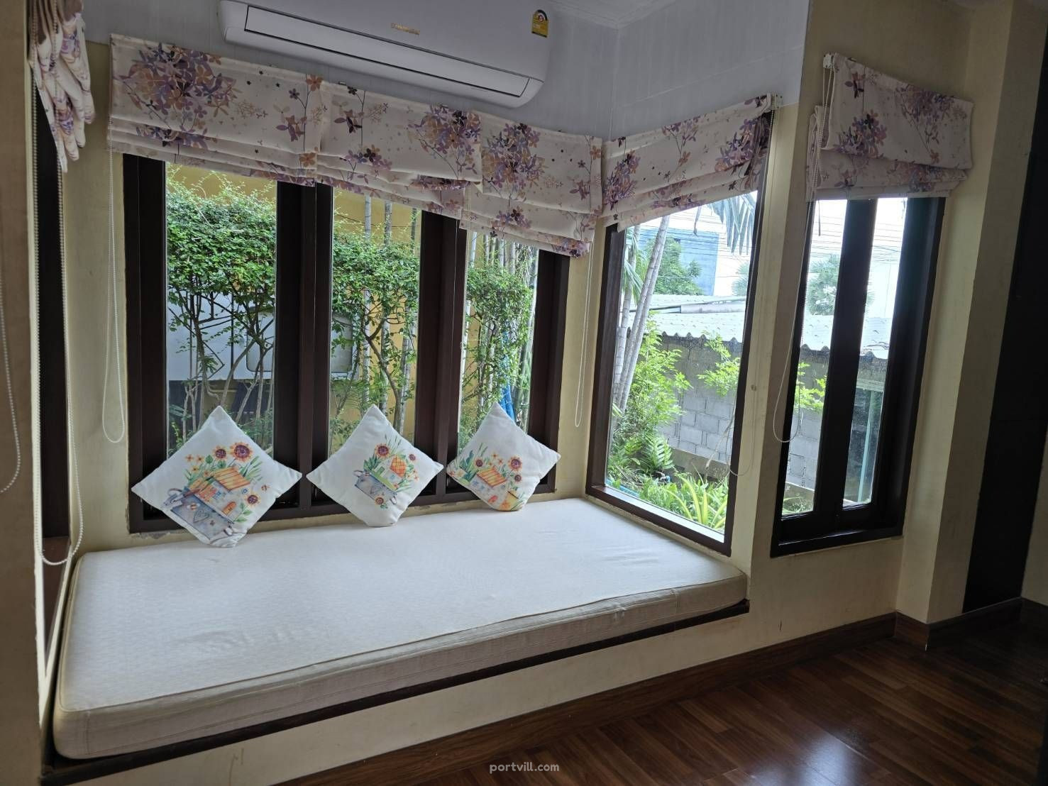 Hotel for sale by the sea in Sam Roi Yot Thailand 500m² Sam Roi Yot - photo 5