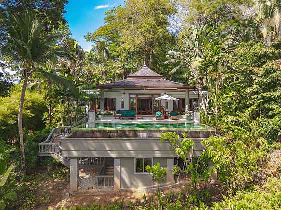 House in the mountains in Phuket (center) Thailand area 300m² 1 floors Central Phuket