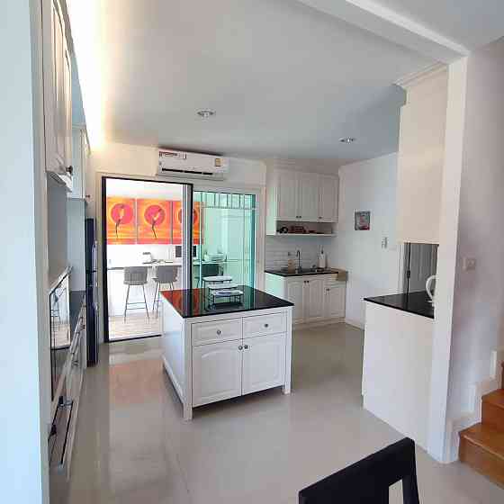 House in Bang Lamung Thailand area 215m² 2 floors Bang Lamung