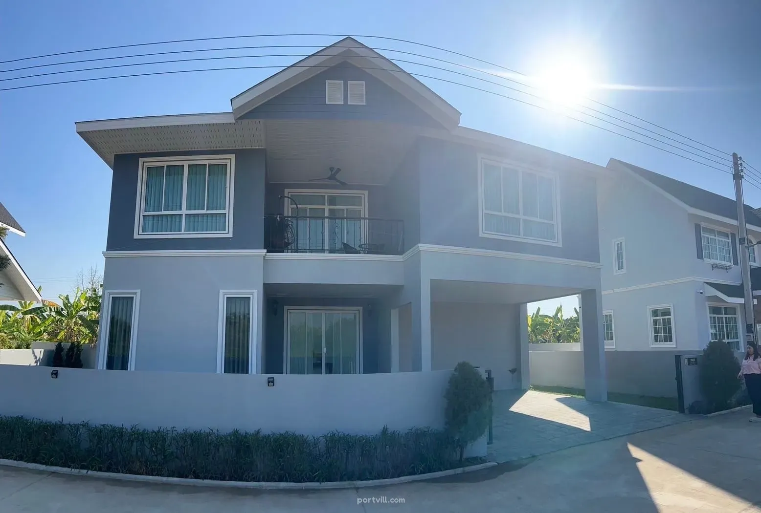 Huis te koop in Saraphi Thailand oppervlakte 191m² 2 verdiepingen Saraphi - foto 1
