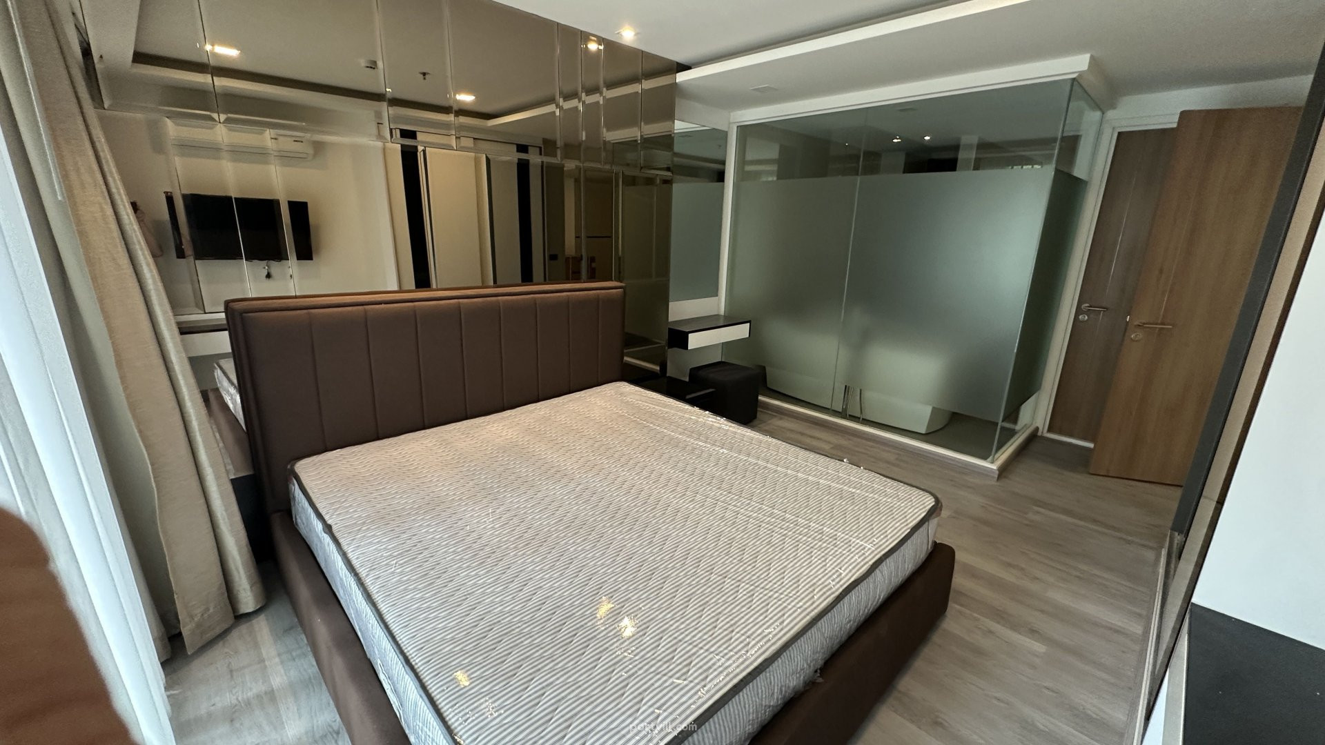 Apartemen 1 kamar untuk dijual studio 1+0 di Downtown Chiang Mai Thailand luas 68.9m² lantai 1 Downtown Chiang Mai - foto 4