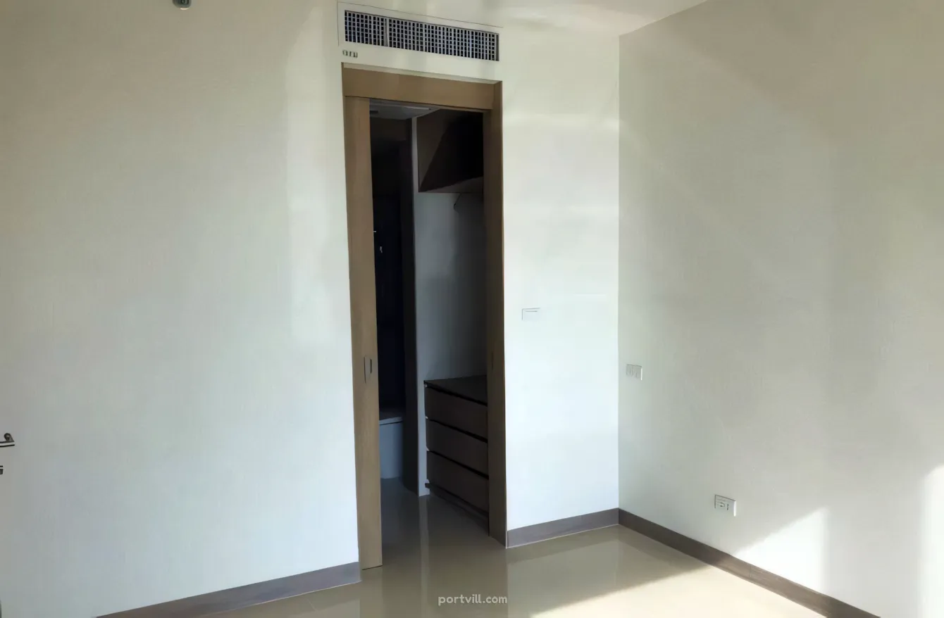 อพาร์ตเมนต์  3 ห้องนอน  1+1  ในวงศ์อมาตย์ (Wongamat)  ประเทศไทย  พื้นที่ 84 ตร.ม.  ชั้น 5  ที่ Riviera Wongamat Beach Condo วงศ์อมาตย์ (Wongamat) - รูปภาพ 5