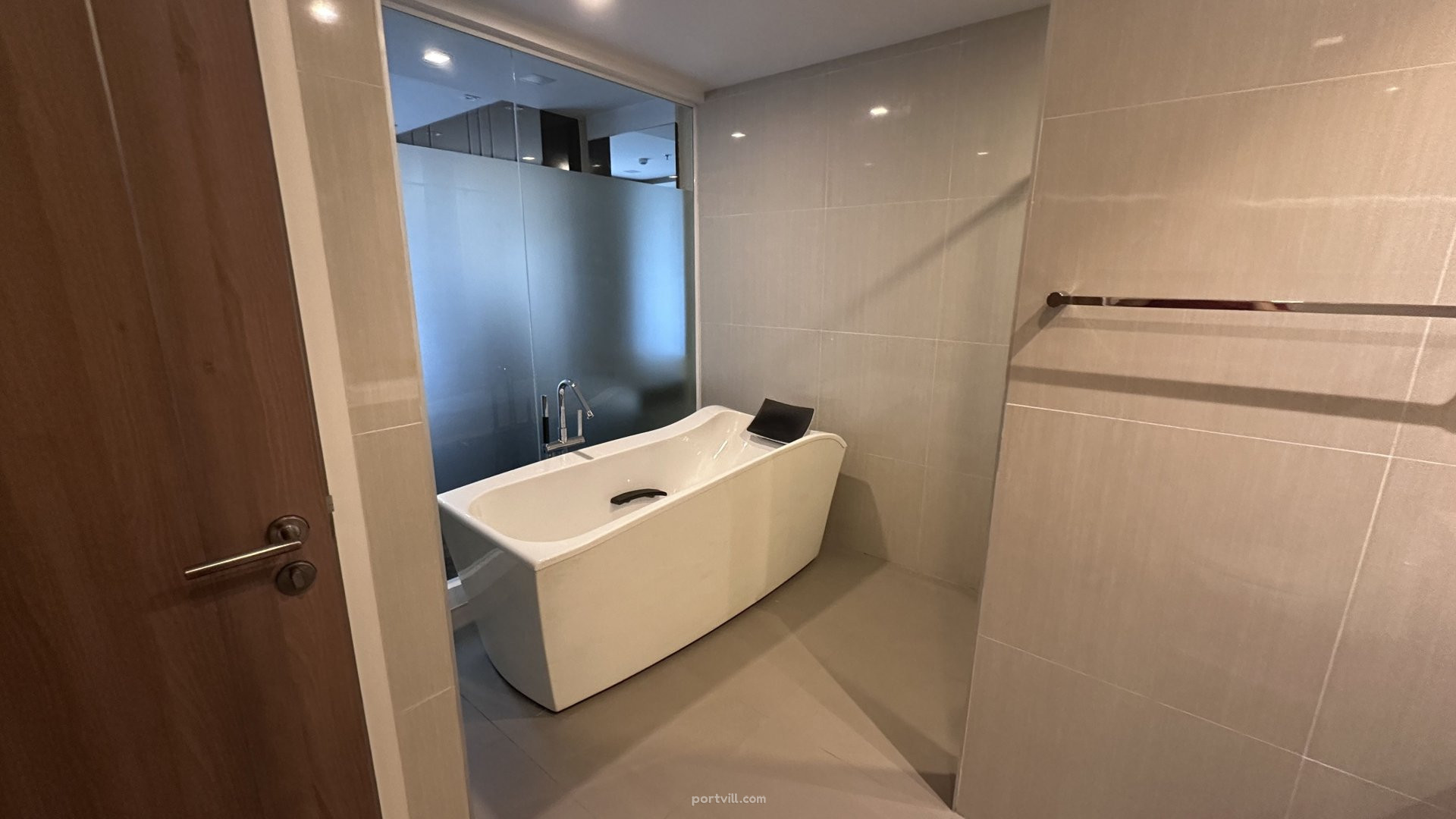 Apartemen 1 kamar untuk dijual studio 1+0 di Downtown Chiang Mai Thailand luas 68.9m² lantai 1 Downtown Chiang Mai - foto 10
