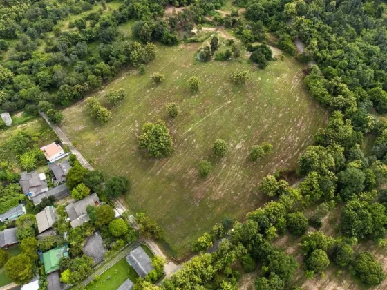 Terreno {geo.city.in} Tailândia lote dentro dos limites da cidade 31888m²  Downtown Chiang Mai