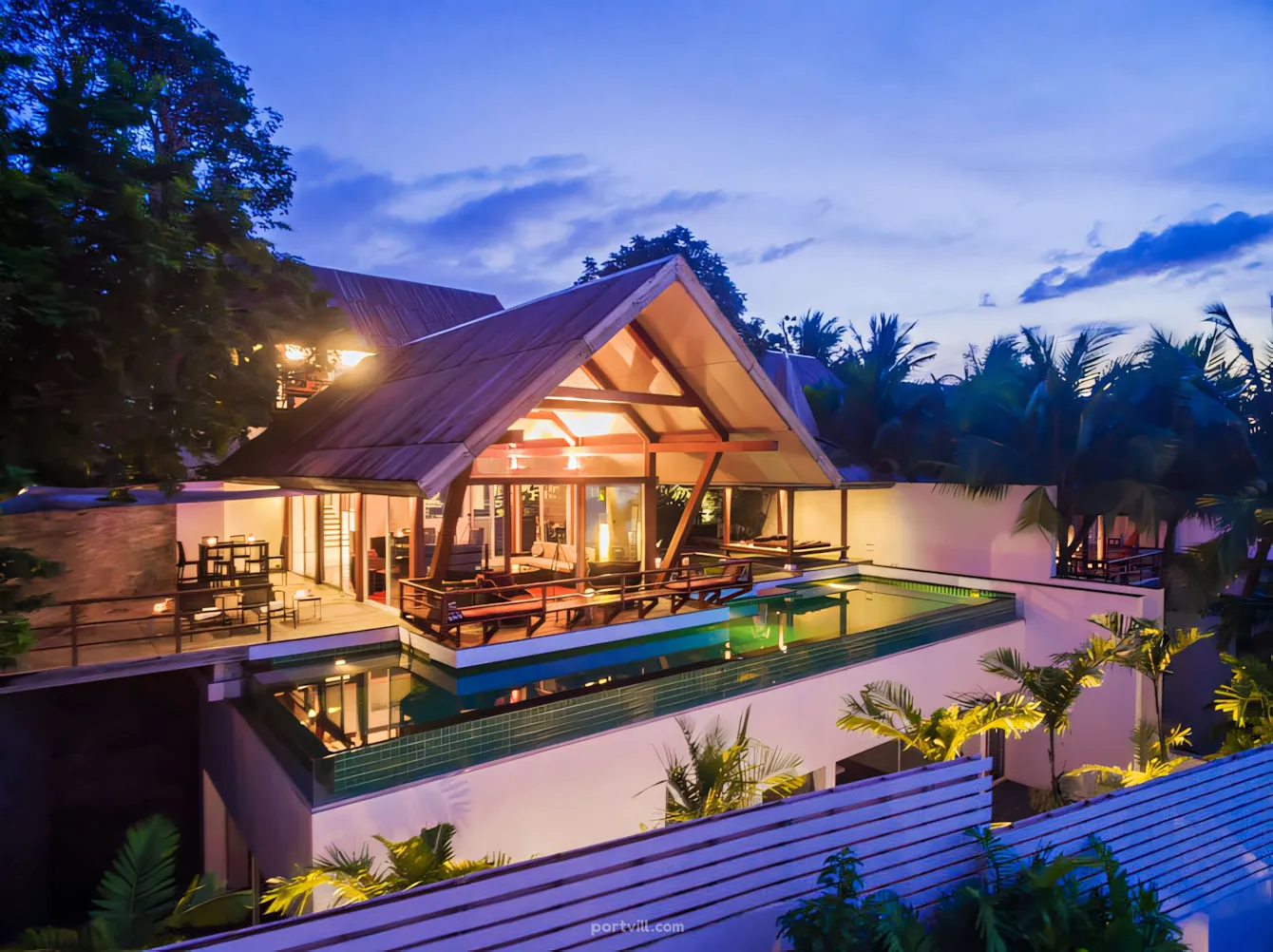 Villa by the sea in Surin Beach Thailand area 520m² 2 floors Surin Beach - foto 1