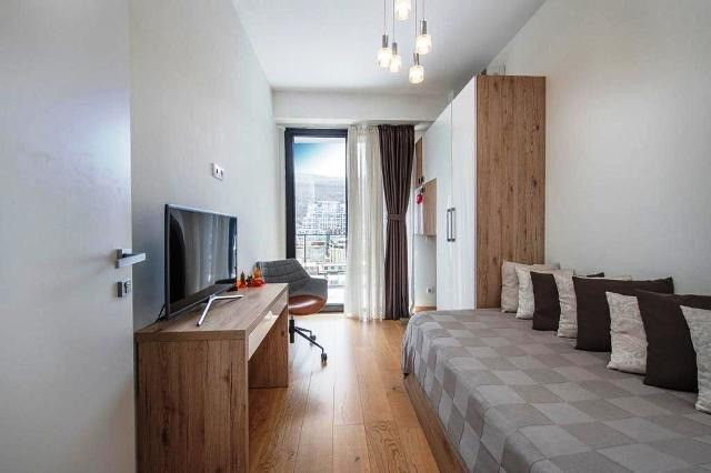 Daire 5 odalı kiralık 4+1 Tiflis'te (Vake) 145m² 10. kat Tiflis Merkezi - fotoğraf 8