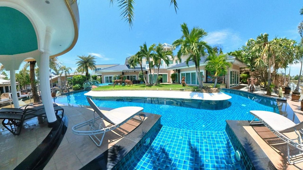 فيلا على البحر في جومتين (Jomtien) تايلاند مساحة 607م² 2 طابق. جومتين (Jomtien) - صورة 1