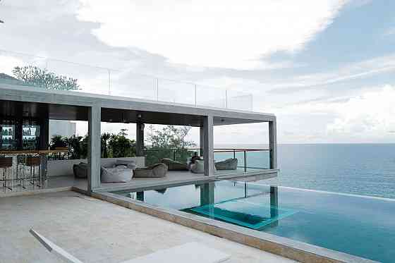 Villa by the sea in Surin Beach Thailand area 2000m² 3 floors Surin Beach