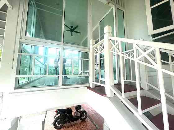 Rumah dijual di tepi laut di Sam Roi Yot Thailand luas 150m² 2 lantai Sam Roi Yot