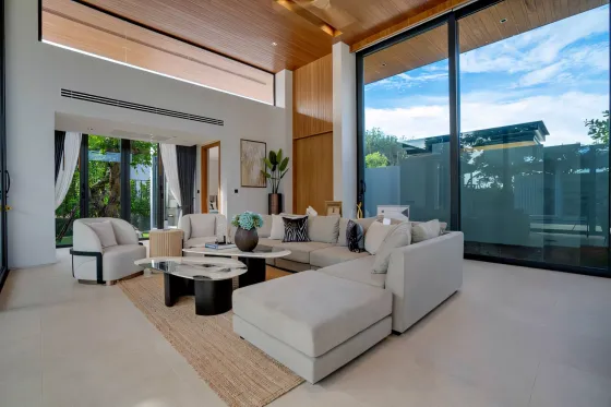 Villa junto al mar en Kamala Tailandia área 667m² 2 pisos Kamala
