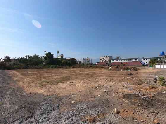 Terreno em San Sai Tailândia lote dentro dos limites da cidade 3968m²  San Sai