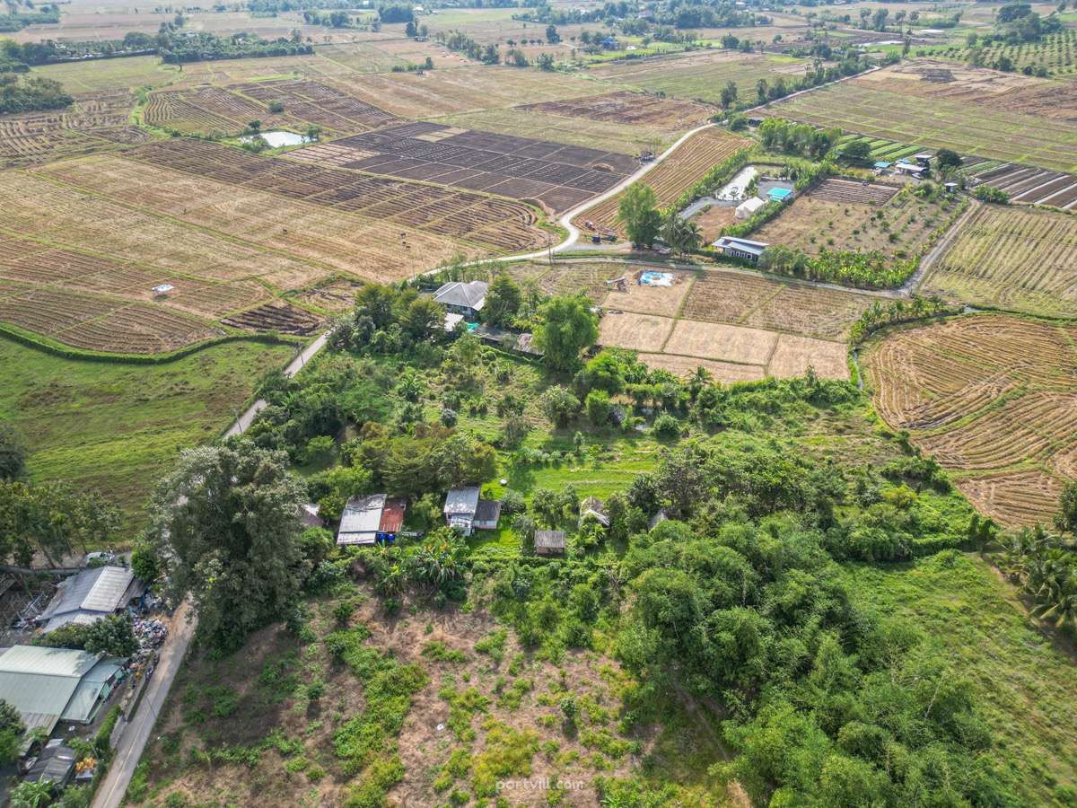 Terrain au centre de Chiang Mai Thaïlande terrain en ville 7741.2m²  Centre de Chiang Mai - photo 2
