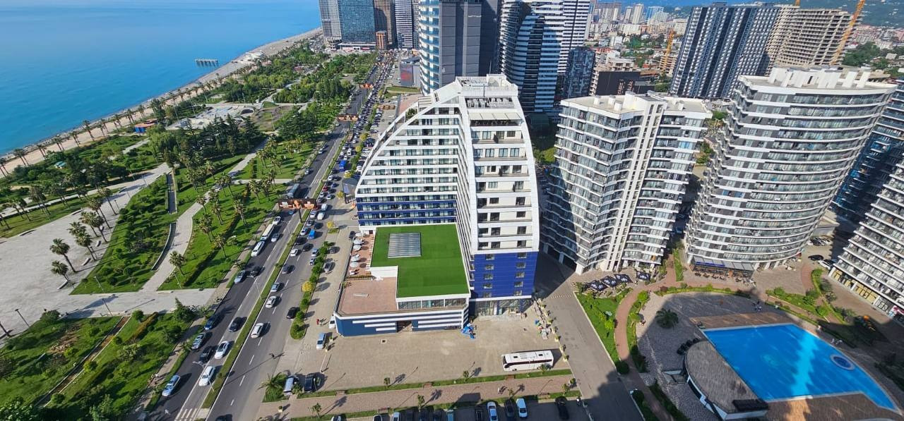 Apartment 1-room 1+1 by the sea in Batumi Georgia area 51m² 24 floor Central Batumi - photo 8