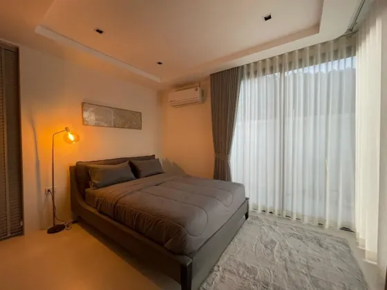 Villa vicino al mare a Kata Thailandia area 220m² 2 piani Kata