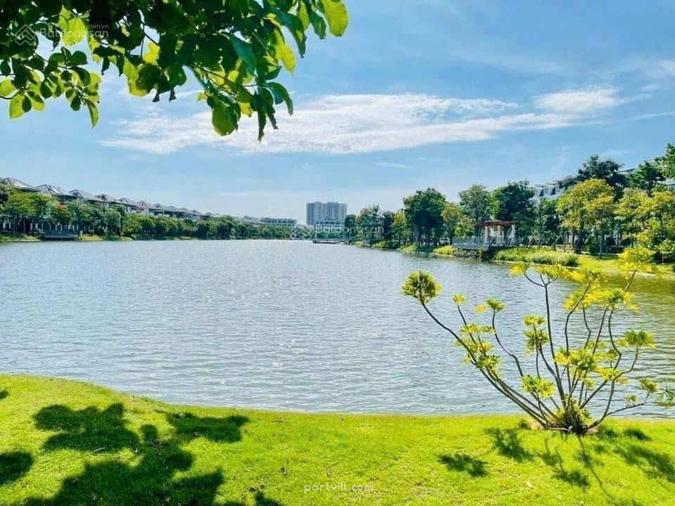 Maison à vendre au bord du lac à An Phu (District 2) Viêt Nam surface 333m² 3 ét. An Phu (District 2) - photo 3