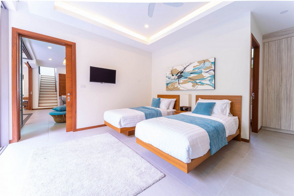 Villa aan zee in Rawai Thailand oppervlakte 265m² 2 verdiepingen Rawai - foto 7