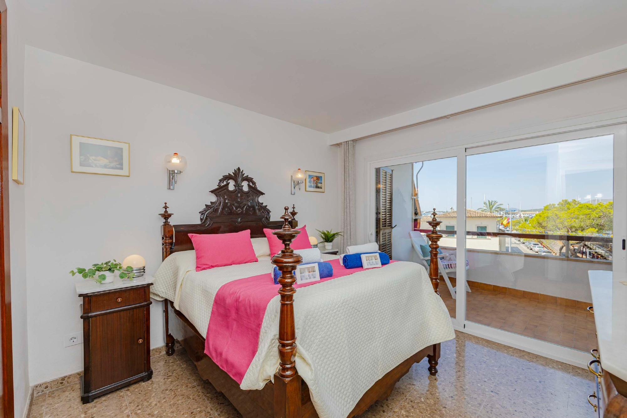 Apartment 5-room 4+3 by the sea in Mallorca Spain area 320m² 2 floor in RC Mantonia Mallorca - photo 10