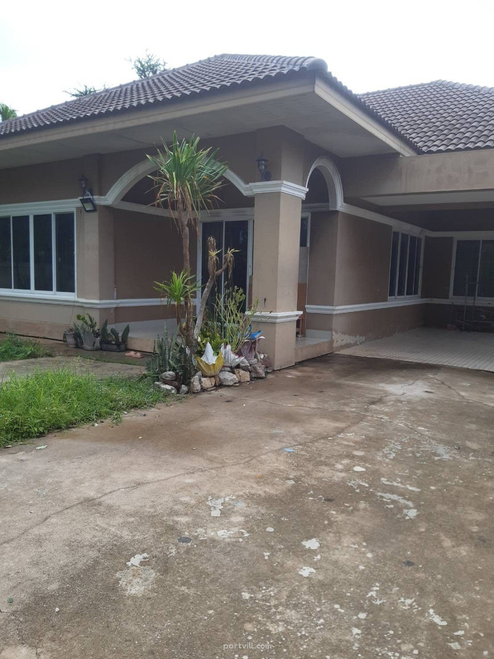 Σπίτι προς πώληση στη Χούα Χιν (Hua Hin) Ταϊλάνδη εμβαδόν 150τ.μ. 1-όροφο Χούα Χιν (Hua Hin) - φωτογραφία 2