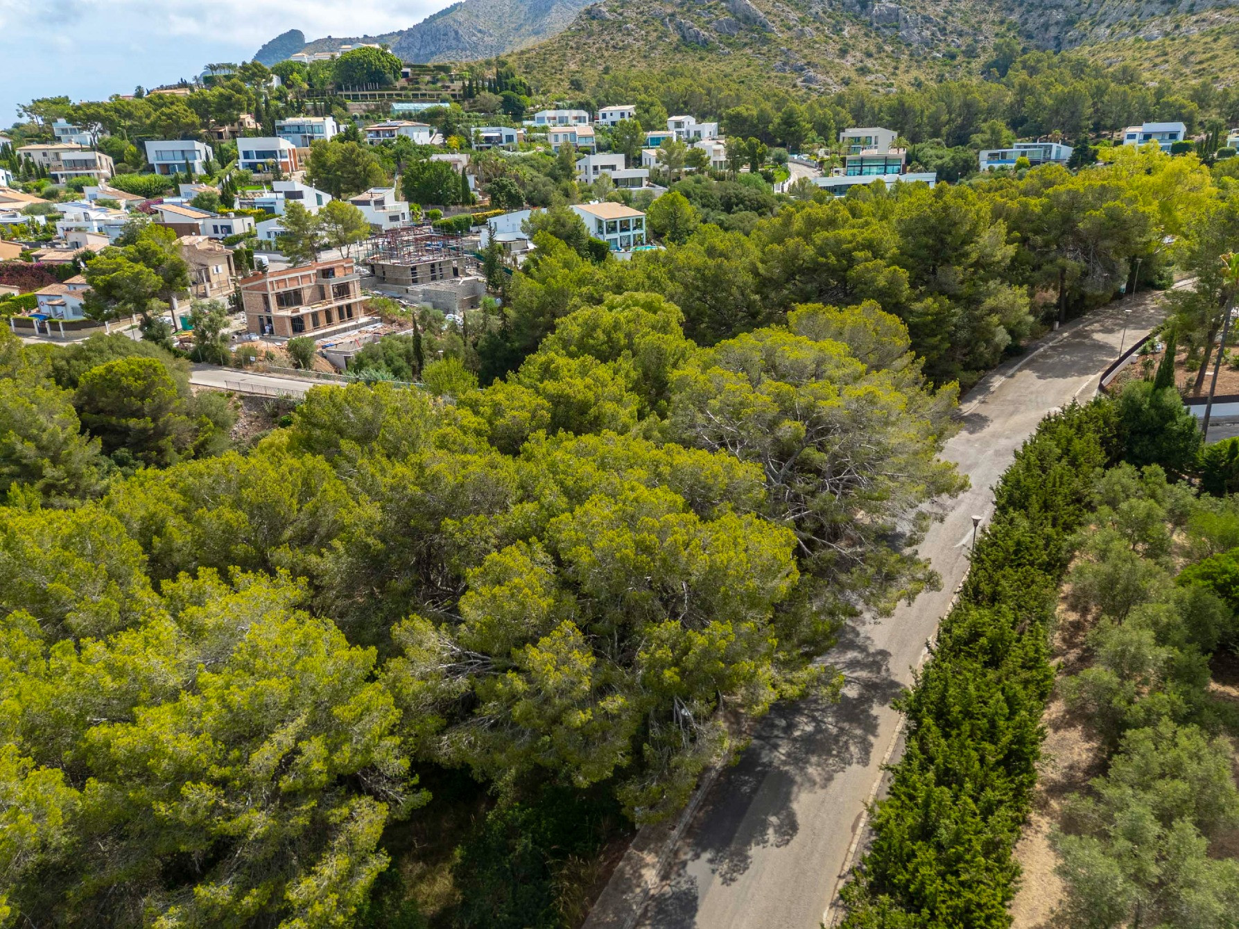 Land by the sea in Alcudia Spain plot within city limits 1367m² Alcudia - photo 4