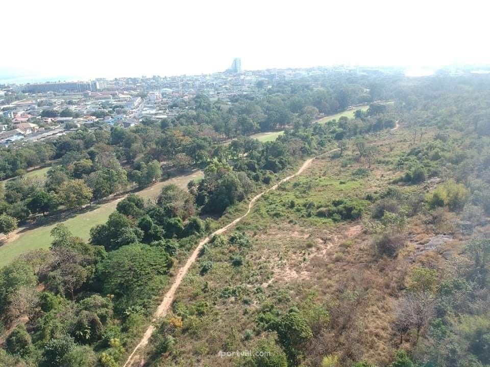 बिक्री के लिए जमीन हुआ हिन में (Hua Hin) थाईलैंड प्लॉट शहर की सीमा के भीतर 16000m² हुआ हिन (Hua Hin) - फ़ोटो 1