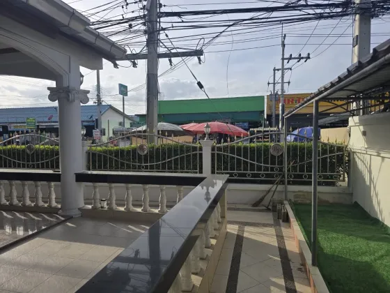 Σπίτι προς πώληση στη θάλασσα στη Χούα Χιν (Hua Hin) Ταϊλάνδη εμβαδόν 380τ.μ. 2-όροφο Χούα Χιν (Hua Hin)