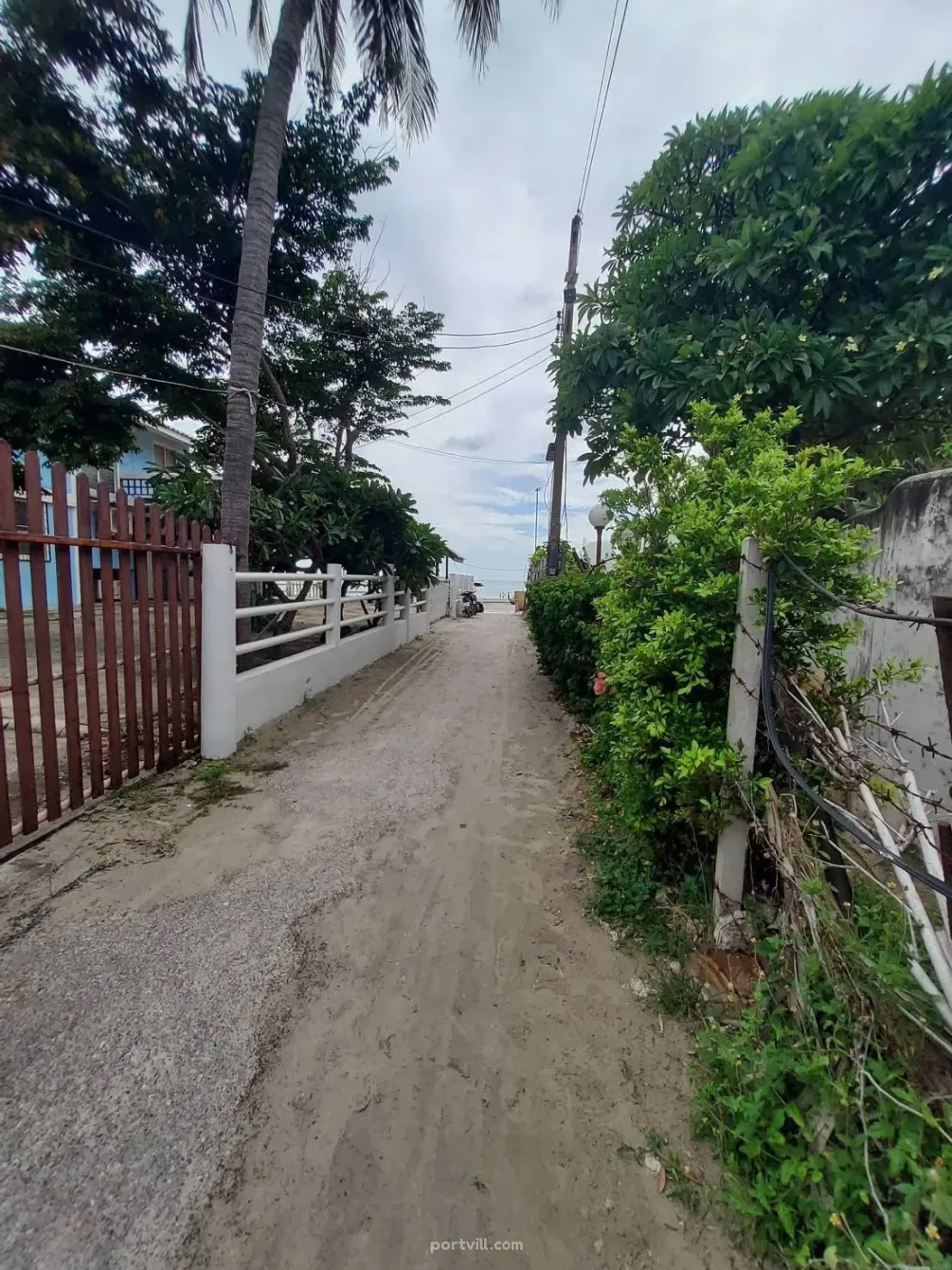 बिक्री के लिए जमीन हुआ हिन में (Hua Hin) थाईलैंड प्लॉट शहर की सीमा के भीतर 960m² हुआ हिन (Hua Hin) - फ़ोटो 11