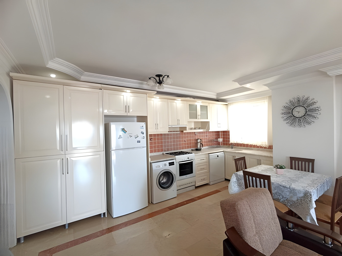 Daire 2 odalı kiralık 1+1 deniz kenarında Mahmutlar'da (Alanya) Türkiye 120m² 1. kat Mahmutlar (Alanya) - fotoğraf 5