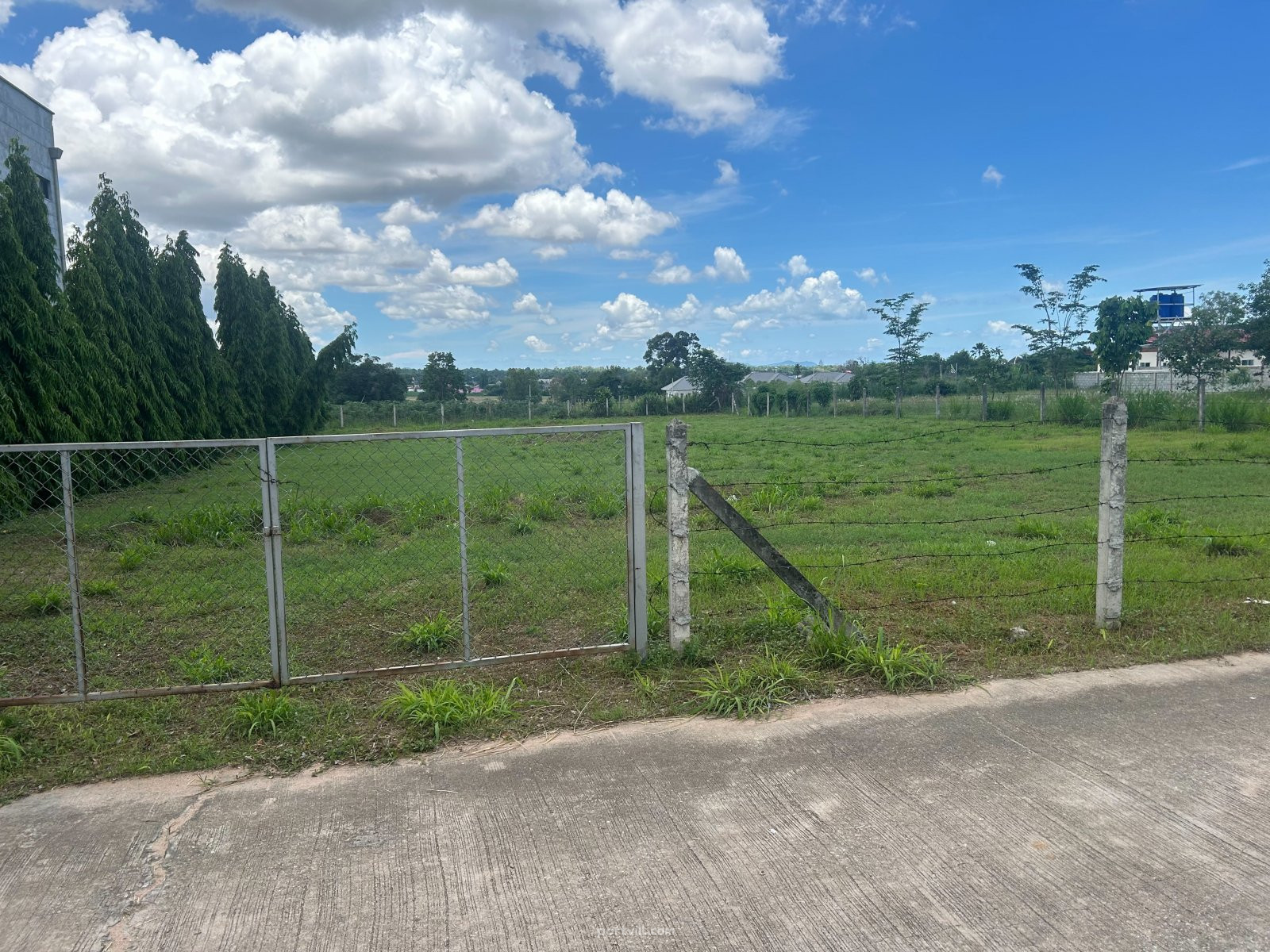 Land in Pattaya Thailand plot within city limits 1728m²  Pattaya - photo 2