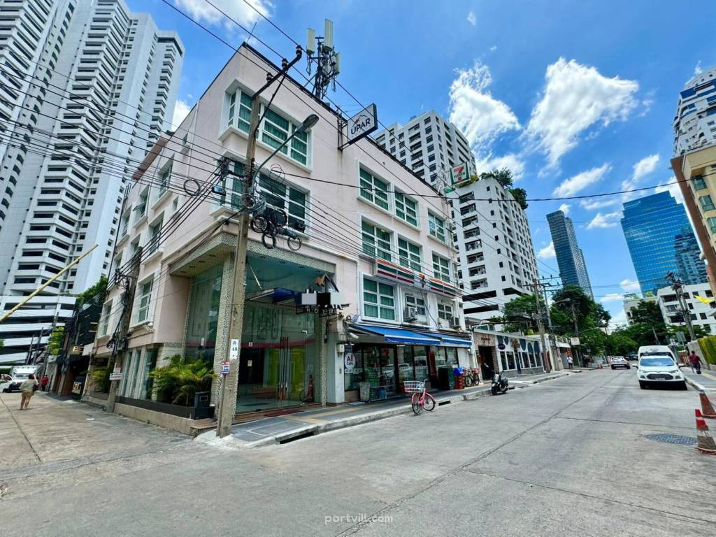 宾馆 | 酒店  在曼谷市中心 (Downtown Bangkok) 泰国 750平方米  曼谷市中心 (Downtown Bangkok) - 照片 1