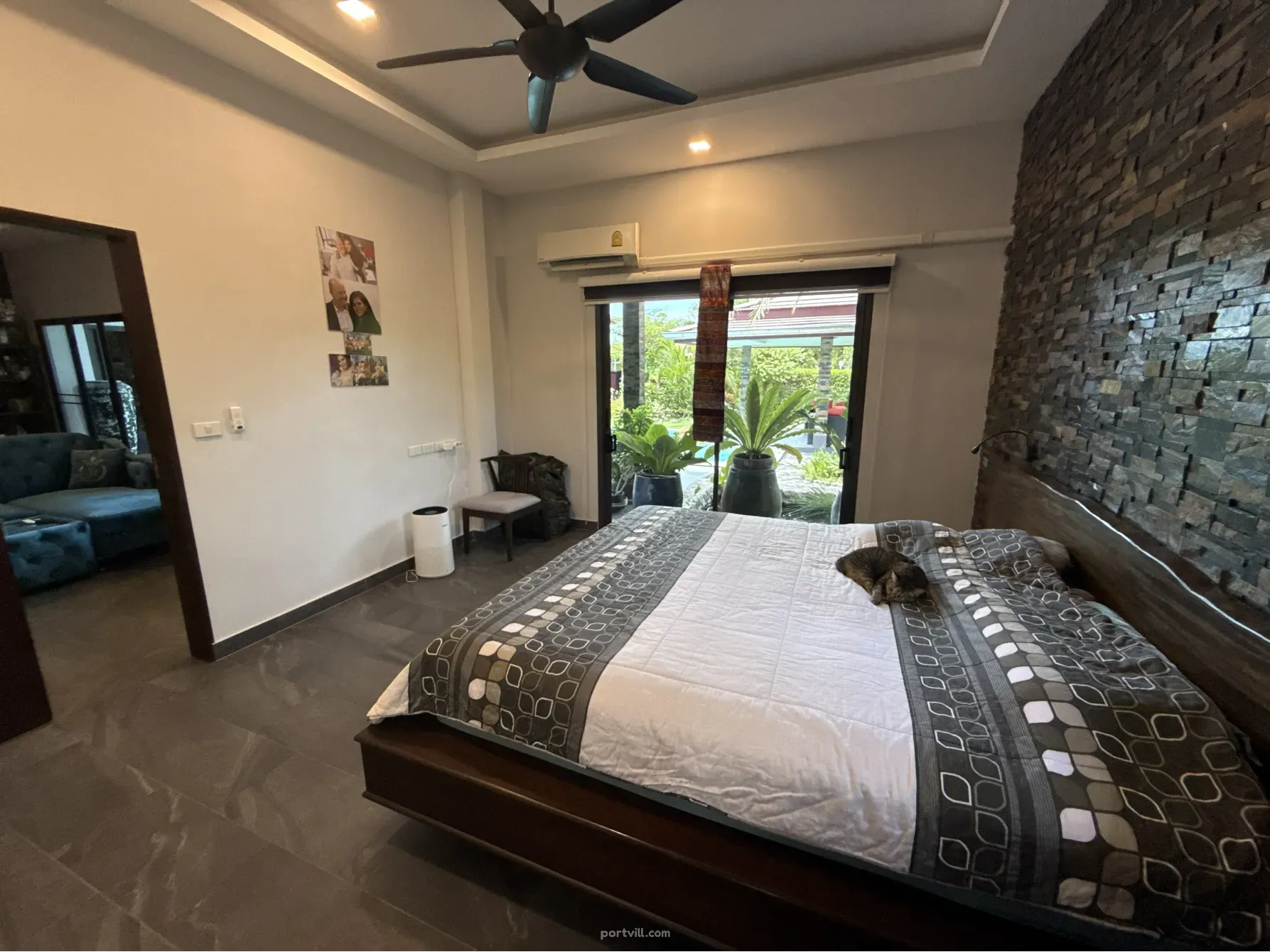 Hotel for sale in Hin Lek Fai Thailand 600m² Hin Lek Fai - photo 8