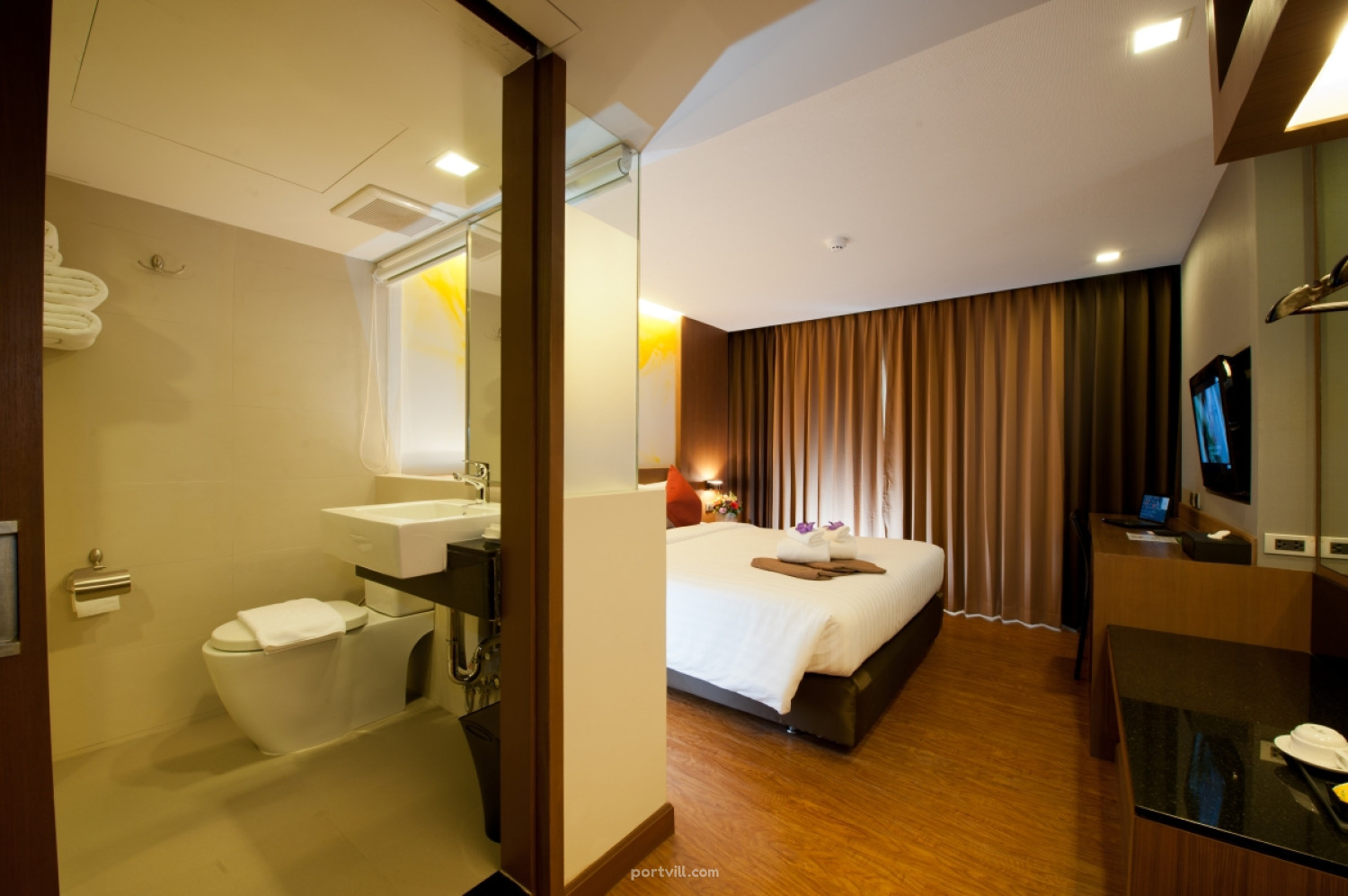 宾馆 | 酒店  在曼谷市中心 (Downtown Bangkok) 泰国 1300平方米  曼谷市中心 (Downtown Bangkok) - 照片 10