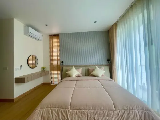 Villa vicino al mare a Kata Thailandia area 220m² 2 piani Kata