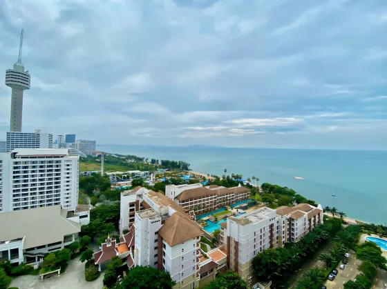 Apartment 3-room for sale 2+1 by the sea in Pratumnak Hill Thailand area 87m² 20 floor Pratumnak Hill