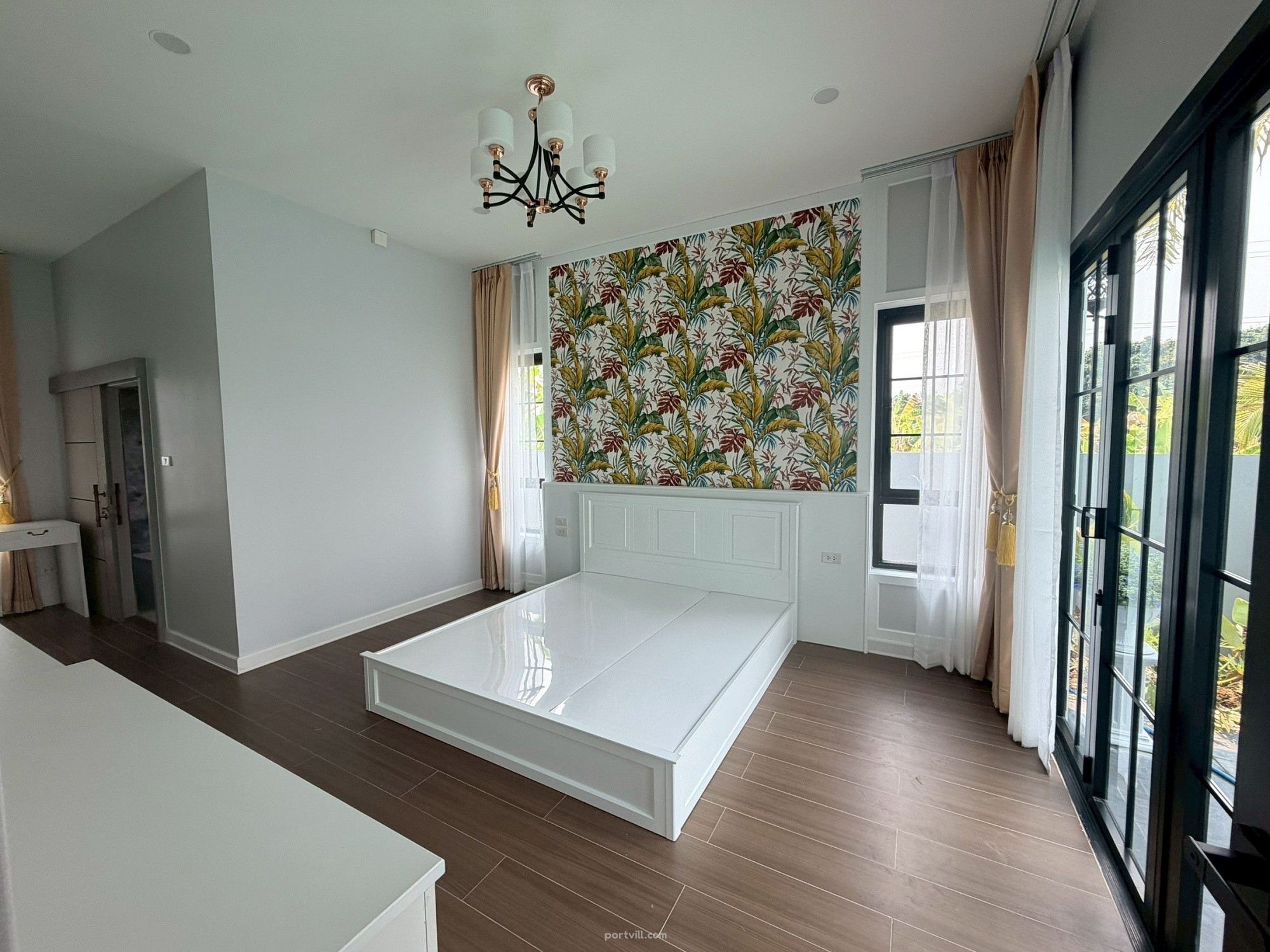 вила за продажба в Сарапхи (Saraphi) Тайланд площ 250м² 2-етажен Сарапхи (Saraphi) - снимка 2