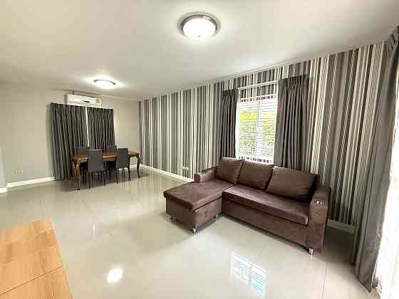 Maison à vendre à San Kamphaeng Thaïlande surface 150m² 2 ét. San Kamphaeng