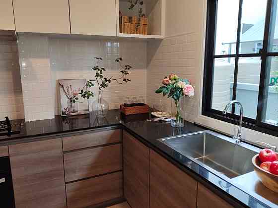 Vila di Downtown Chiang Mai Thailand luas 227m² 2 lantai Downtown Chiang Mai