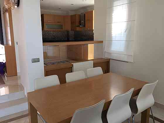 Villa à la montagne à Alanya Turquie surface 200m² 2 ét. Alanya