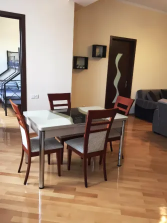 Ofis tesisleri kiralık Sololaki'de Gürcistan 67m²  Sololaki