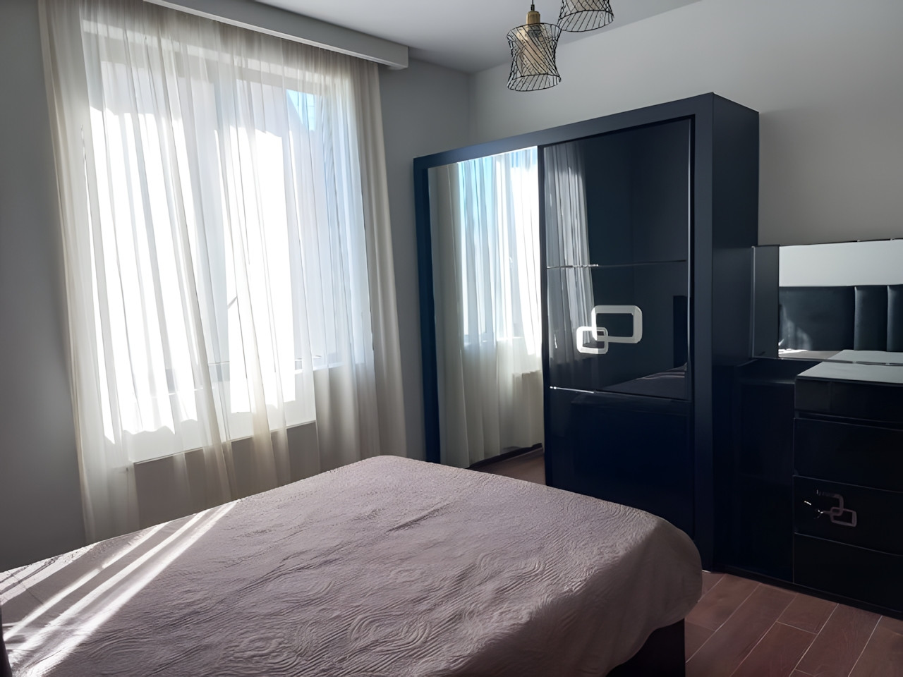 Casa en alquiler en la montaña en Mtskheta 380m² 1 pisos 5 habitaciones Mtskheta - foto 10