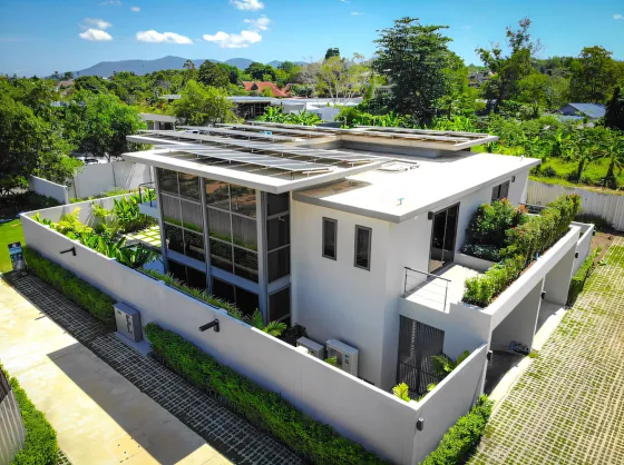 Villa by the lake in Bang Tao Thailand area 228m² 2 floors Bang Tao
