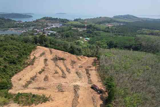 Land in the mountains in Phuket Town Thailand plot within city limits 36874m² Phuket Town